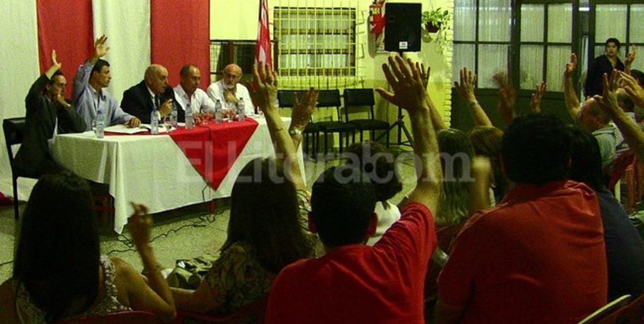 Socios del club Unión aprobaron la Memoria y Estados Contables
