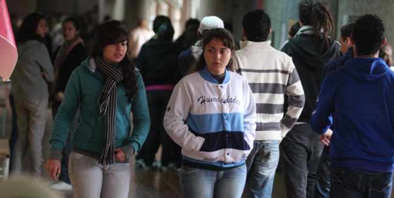 Guardapolvos en desuso: el éxodo de las 'blancas palomitas'