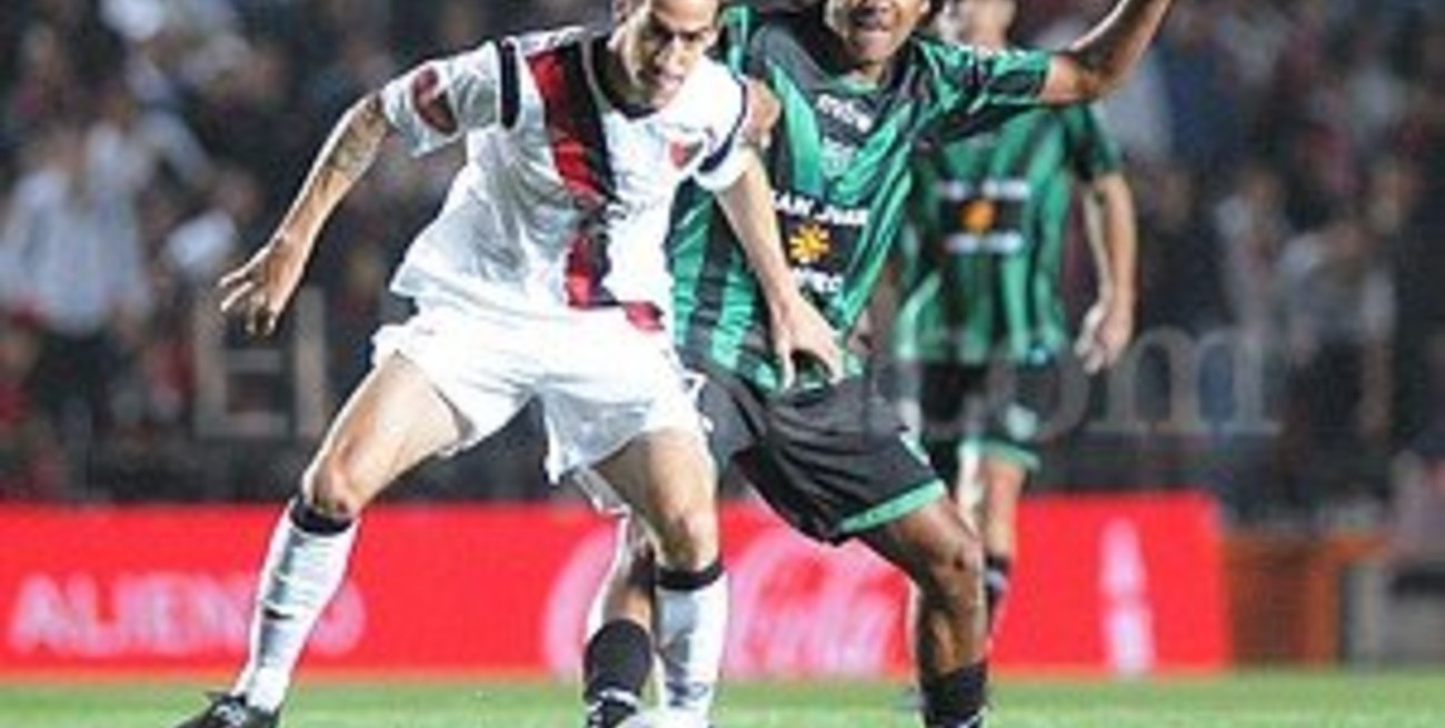 Colón jugó mal y empató de local