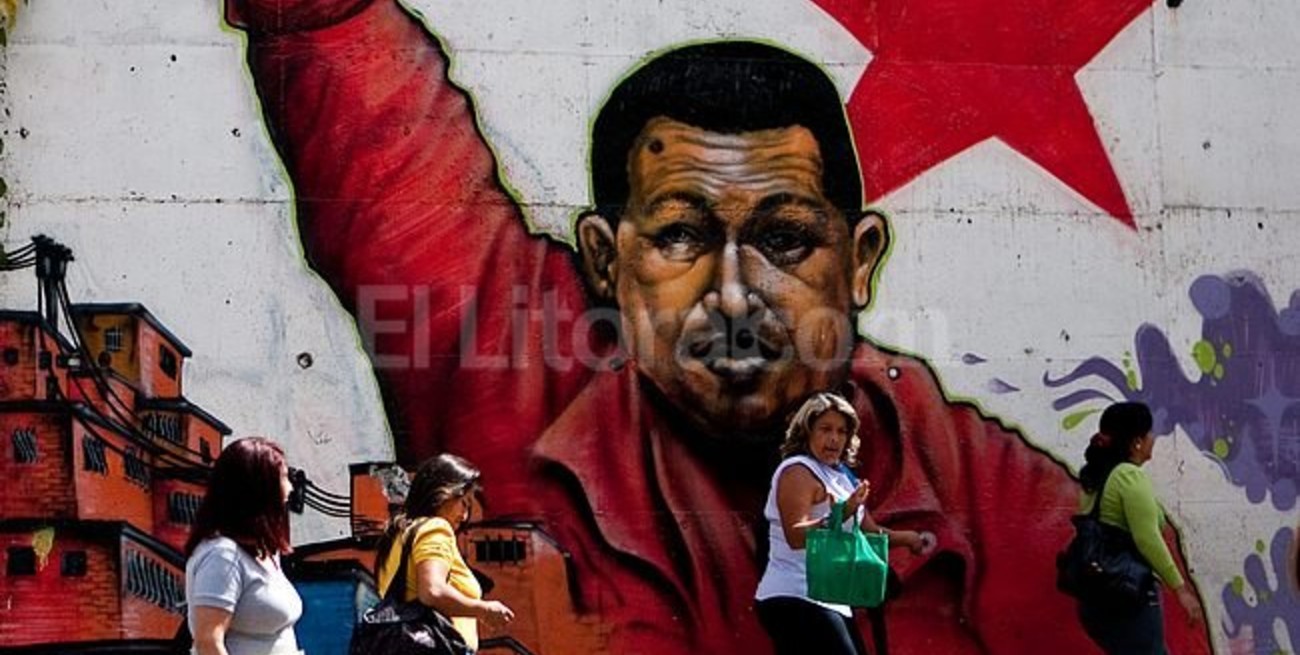 Operaron a Hugo Chávez y esperan los resultados de laboratorio