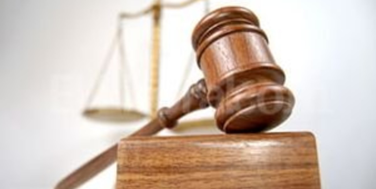 Demandó a su esposa por ser fea y ganó