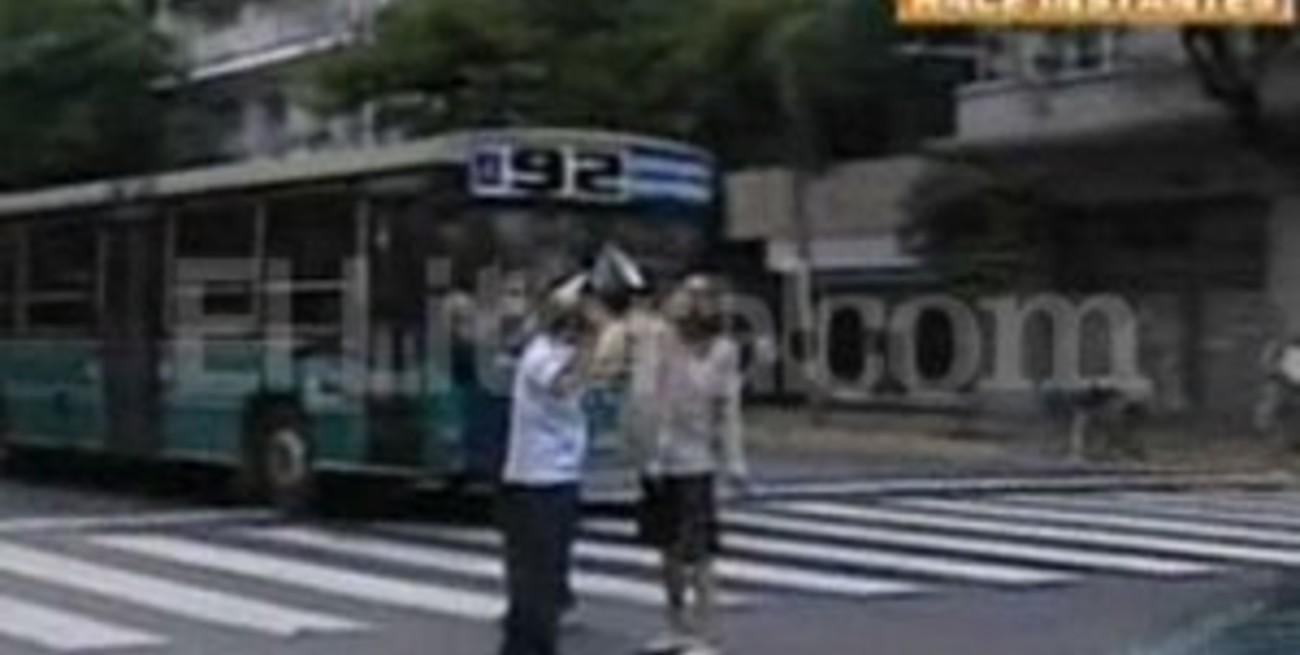 El hijo de "Charly" García increpó al padre de una víctima del accidente de Once