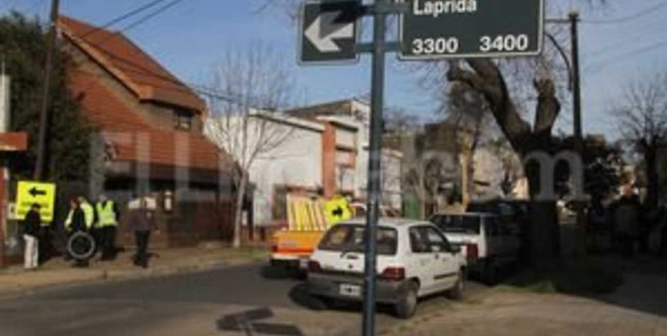 Los carteles por los cambios de sentido de calles desorientan a los conductores