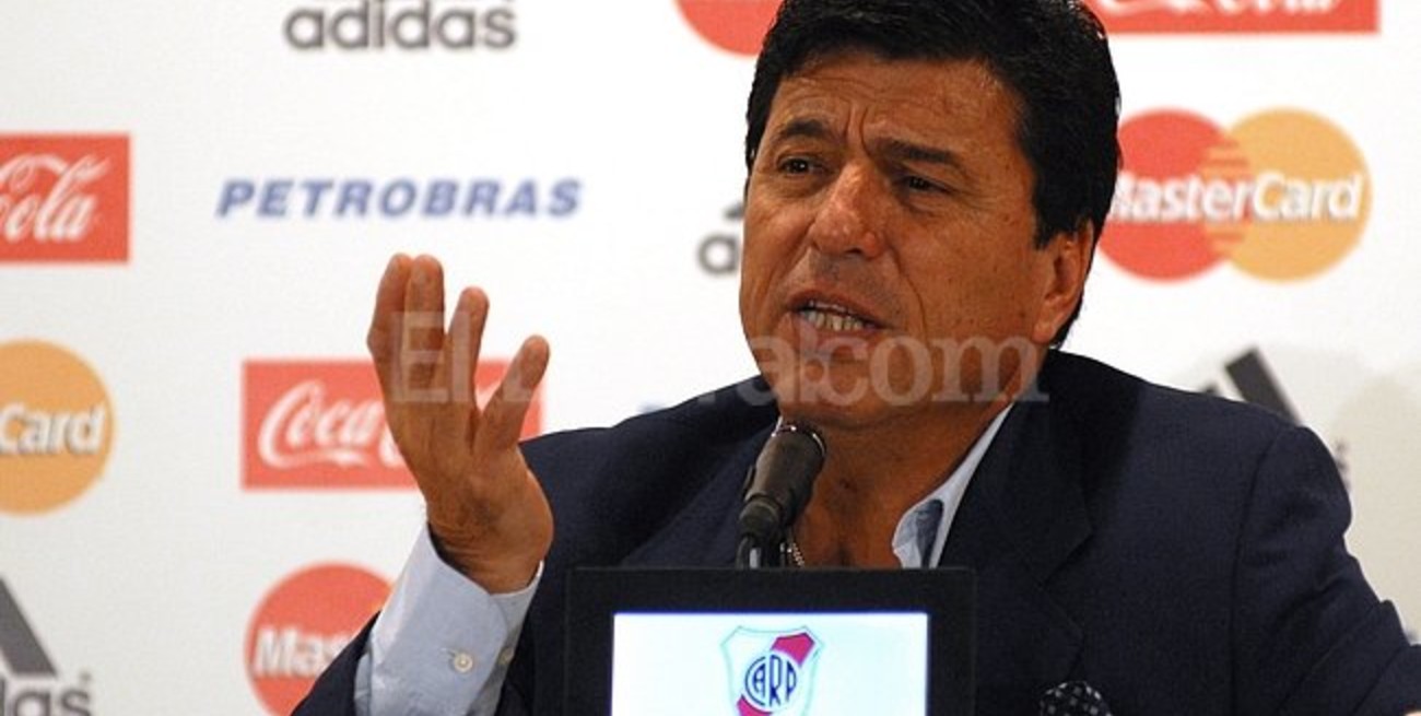 Daniel Passarella rompió el silencio