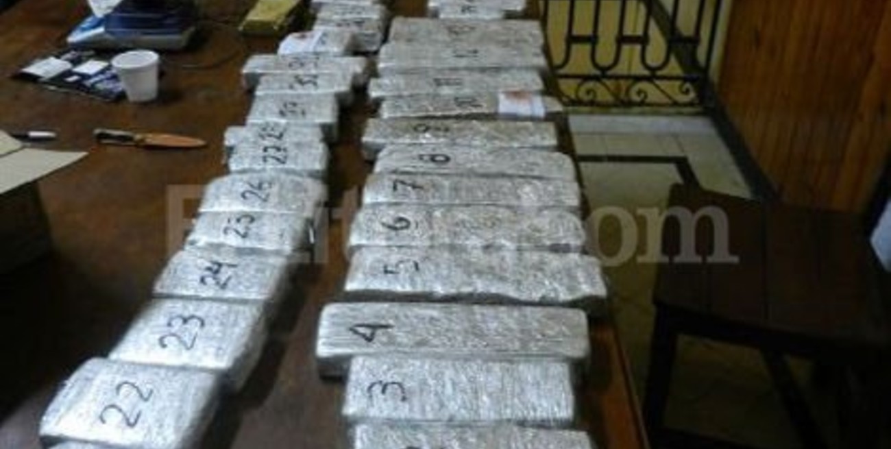 Secuestraron 14 kilos de marihuana