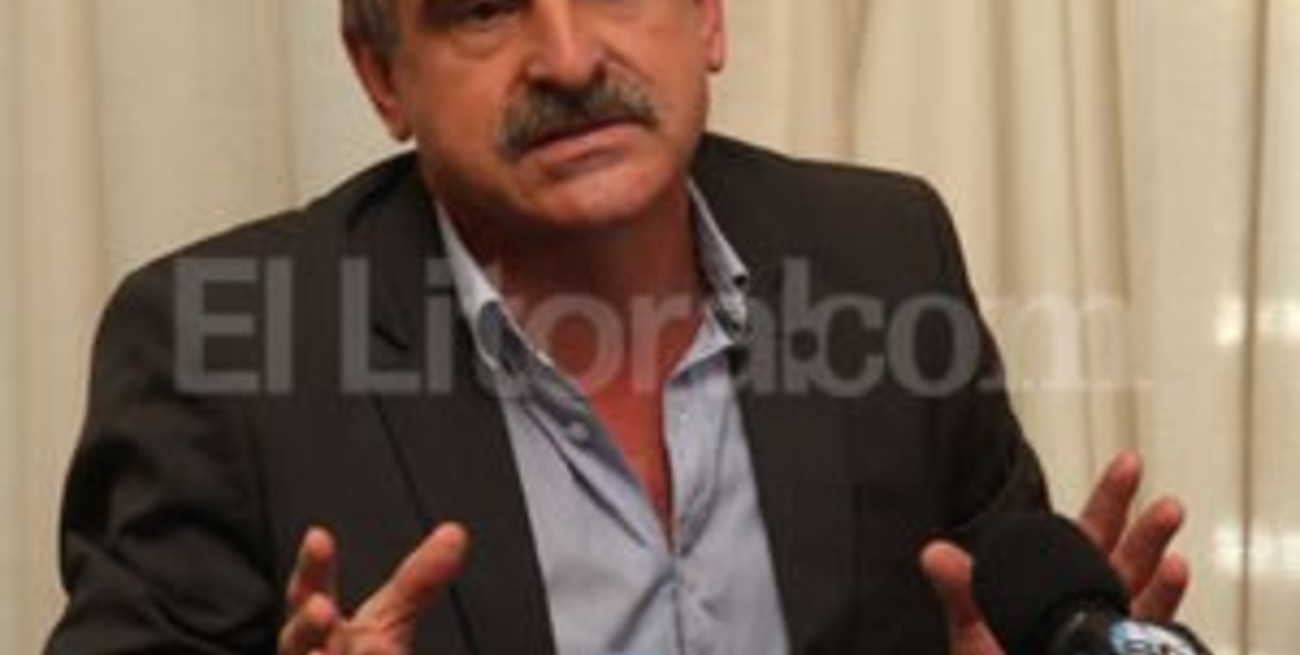 Rossi reclama a opositores no dilatar la ley de tierras