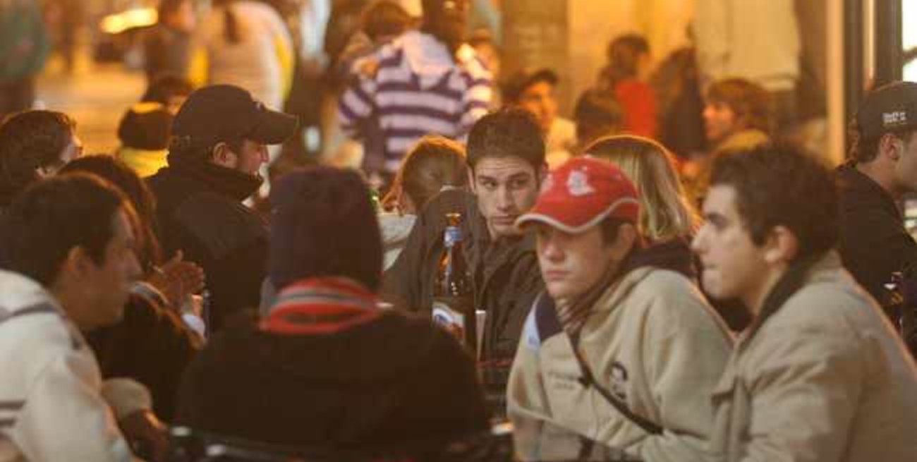 Emergencia nocturna: menos gente en los boliches e igual consumo de alcohol