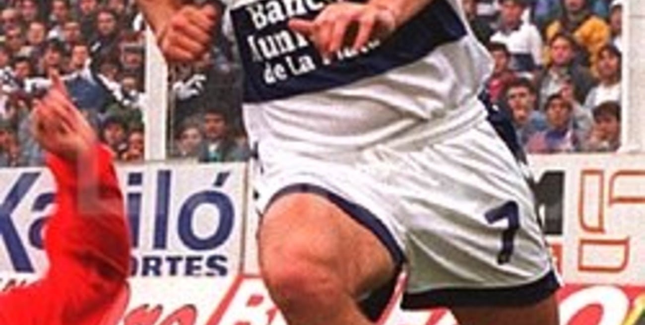 El "Mellizo" Guillermo vuelve al Lobo