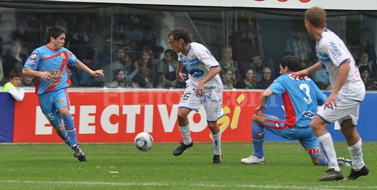 En 20 minutos Arsenal liquidó a la "Crema"