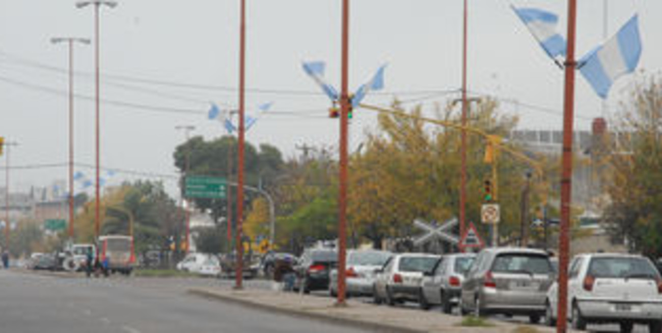 Se celebra el Día del Himno en Av. López y Planes