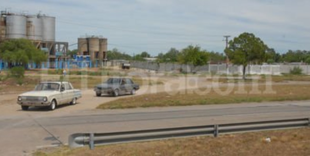 Varadero Sarsotti: firman el contrato del puente peatonal