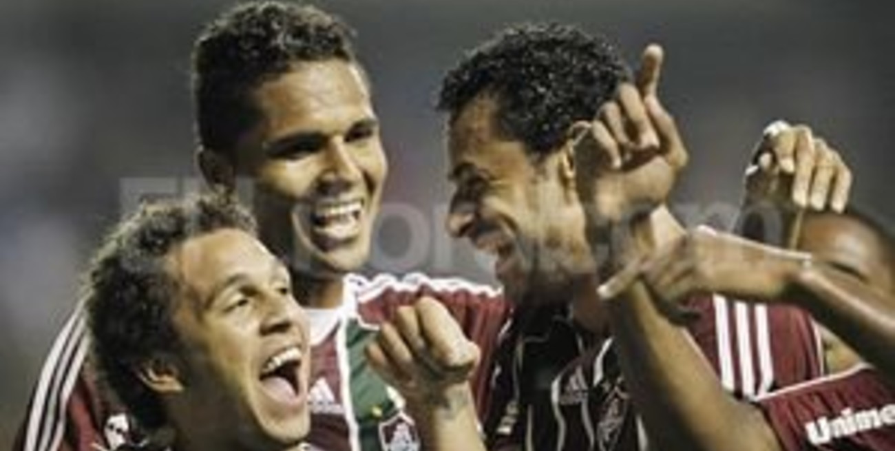Fluminense fue más efectivo y se llevó un gran triunfo de la "Bombonera"