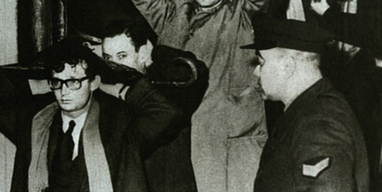 La noche de los bastones largos 