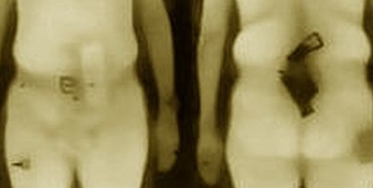 Un aeropuerto británico instala una máquina de rayos X para ver a pasajeros desnudos