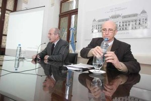 El Estado gastó U$S 1.000 millones para privatizar el Banco por 57 millones 