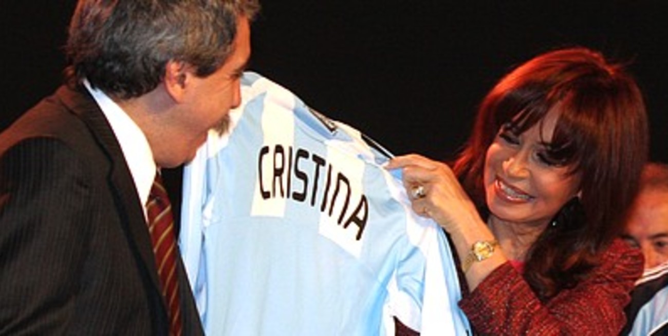 "Fútbol para todos" se llevará 144 millones de pesos destinados a provincias y municipios