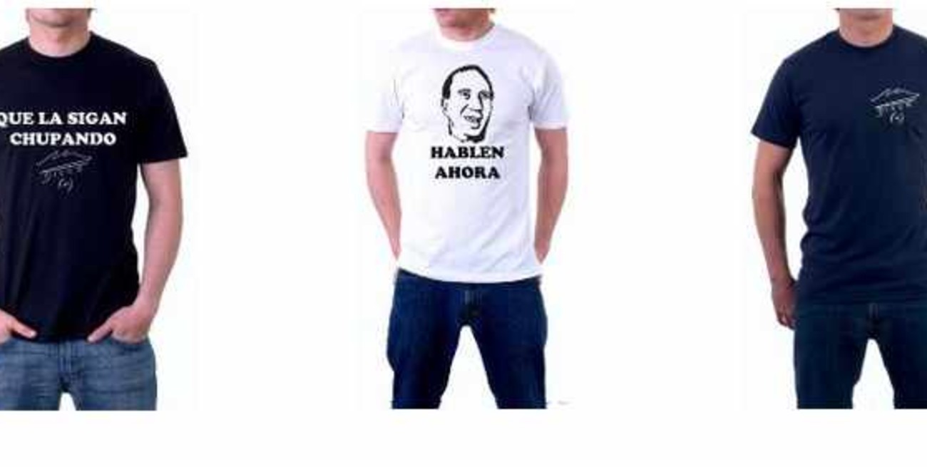 En internet se venden remeras con los dichos de Maradona