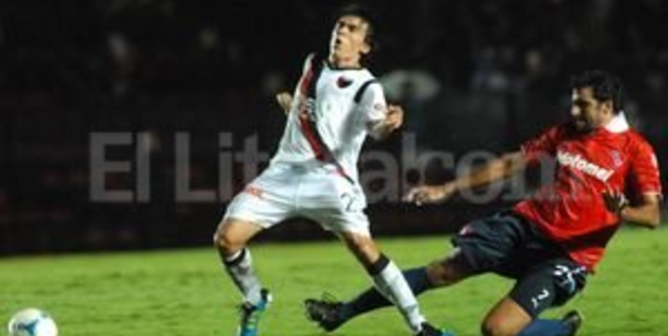 Urribarri encendió la luz amarilla con su gemelo