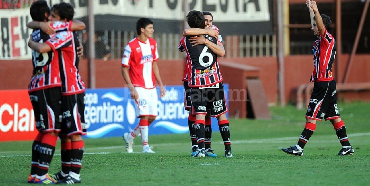 Unión perdió ante Chacarita y fue eliminado