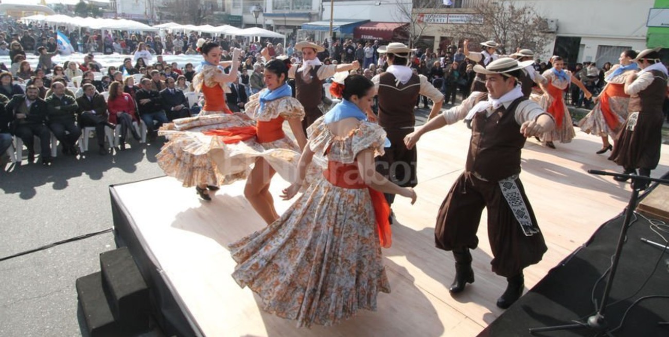 El Día de la Independencia se celebra en Aristóbulo del Valle