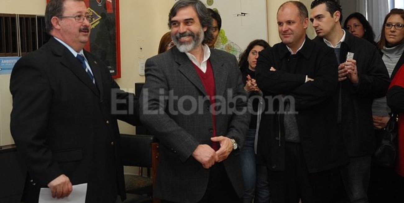 Miguel González asumió como nuevo secretario de Salud