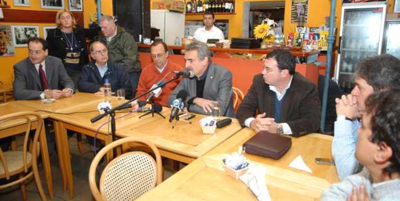 Enfática defensa de Agustín Rossi al sistema de movilidad jubilatoria