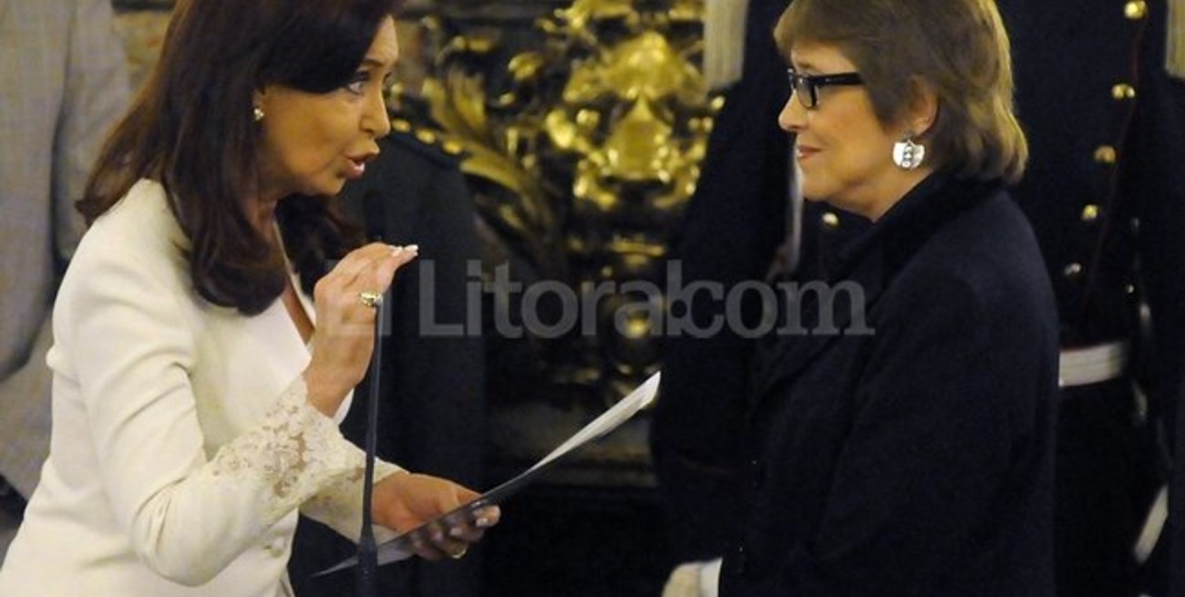 La presidenta tomó juramento a Teresa Parodi, primera ministra de Cultura