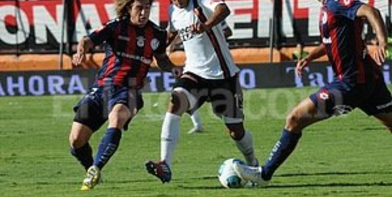 Con 7 pibes del club