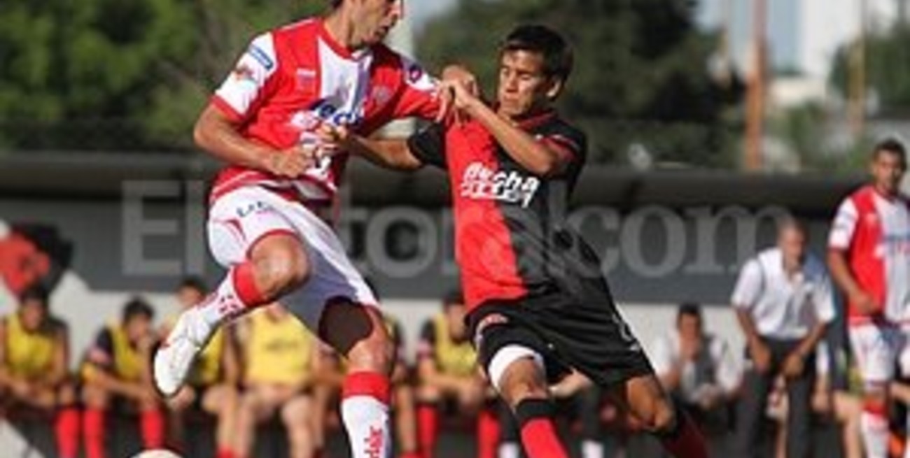 En Reserva el clásico también fue para Colón