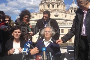 Pérez Esquivel: "El papa no tuvo nada que ver con la dictadura"