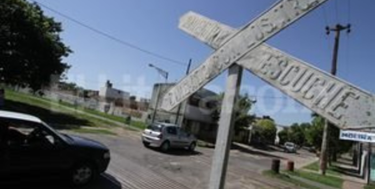 General Alvear busca abrirse paso entre las vías