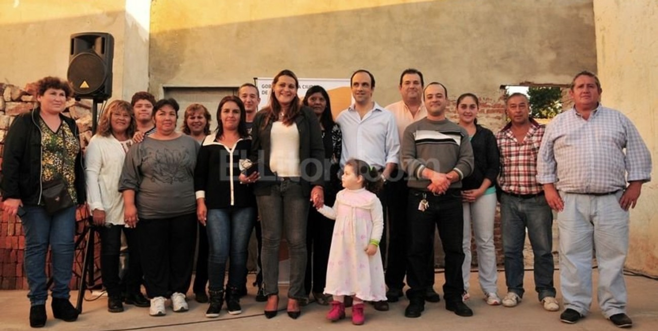 Ironici asumió como presidenta en Pro Mejoras Barranquitas