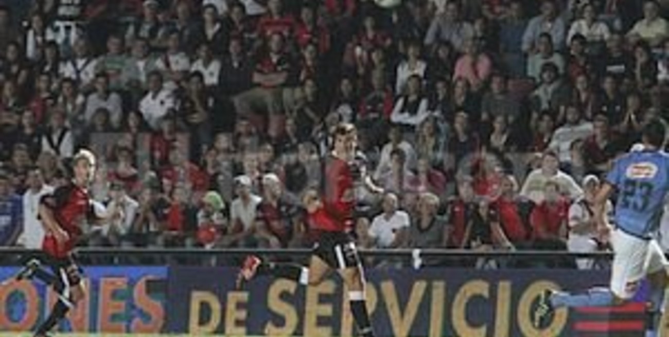 Colón juega cada vez más temprano: ahora a las 14.10