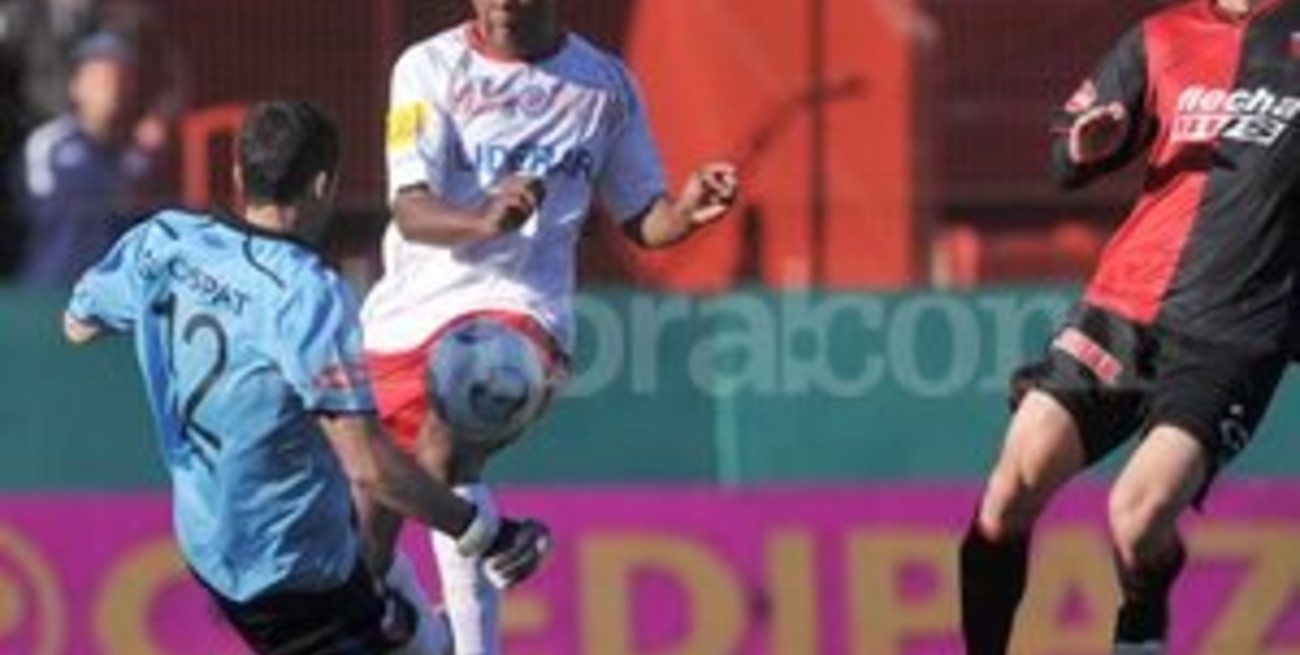 Colón se despidió como visitante con una derrota