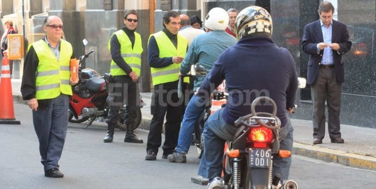 Chaleco reflectante para evitar los motochorros
