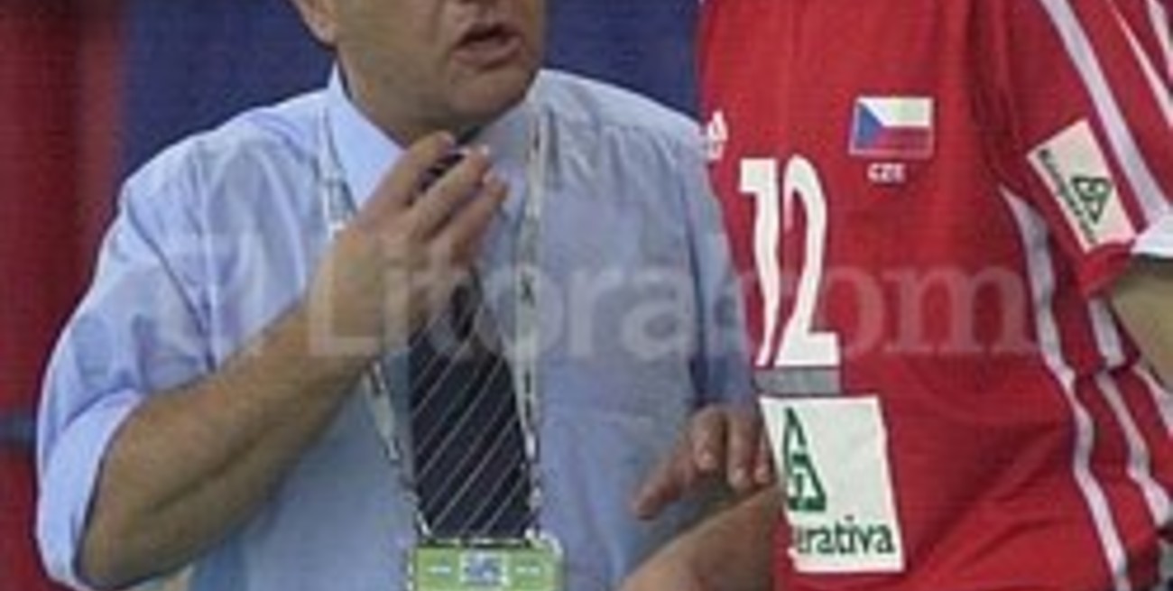 Julio Velasco será el nuevo entrenador del Seleccionado argentino de voley