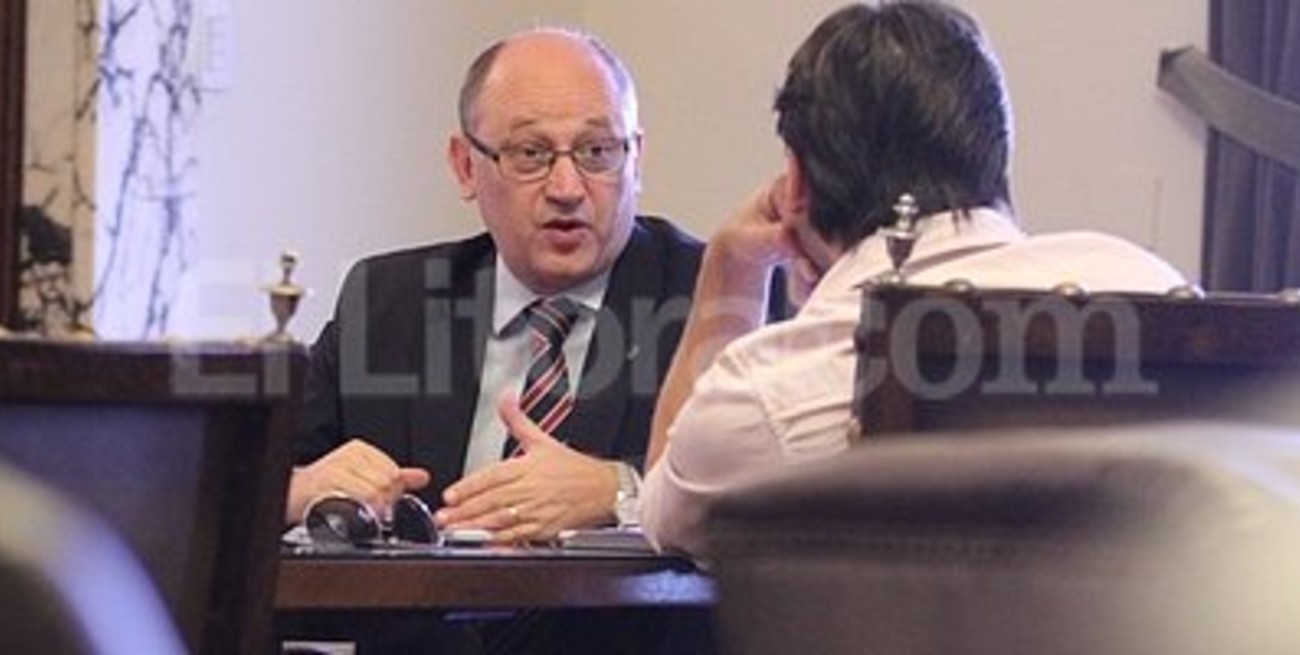 Cantard: "Hoy a un estudiante de la UNL le lleva más de 8 años egresar"