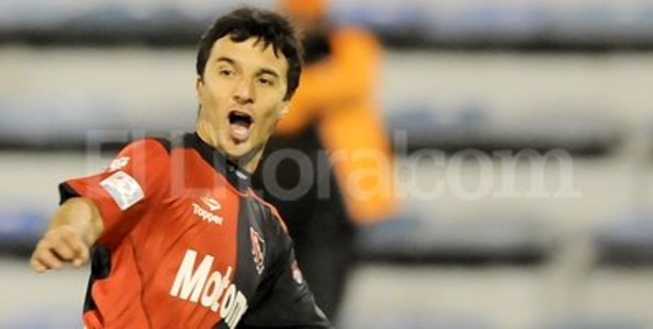 Newell's eliminó a Vélez y va por Boca