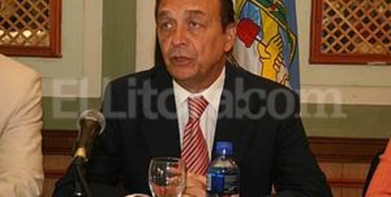 "Vamos a potenciar los liceos militares y respetar su tradición"