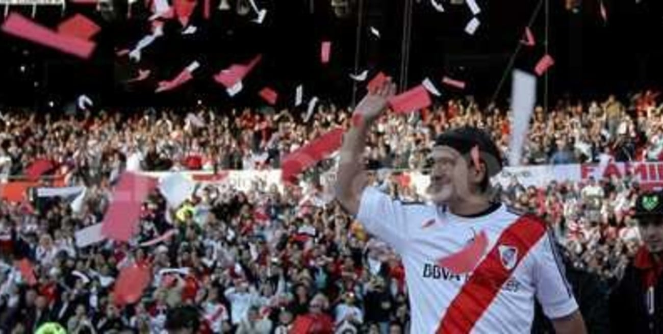El "Burrito" Ariel Ortega se despidió del fútbol en el Monumental