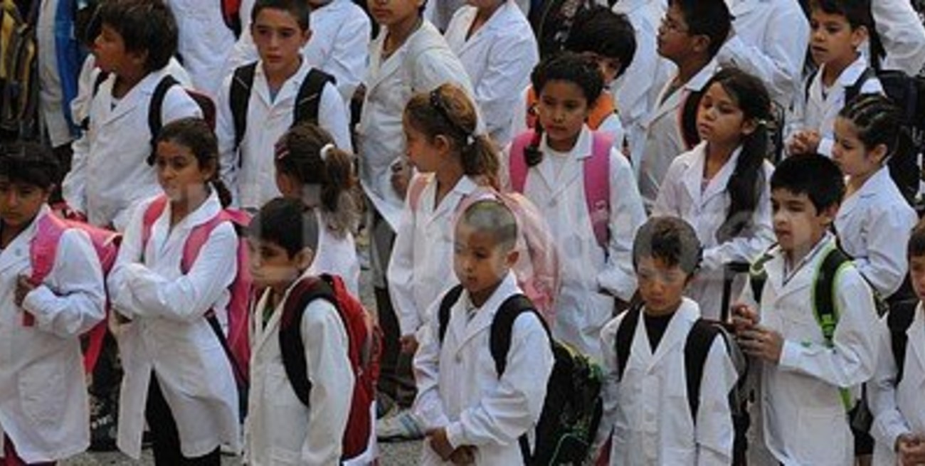 La jornada extendida se implementará en 240 escuelas en 2016