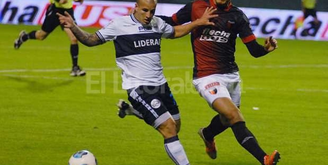 En el mano a mano, el "Lobo" pegó y ganó