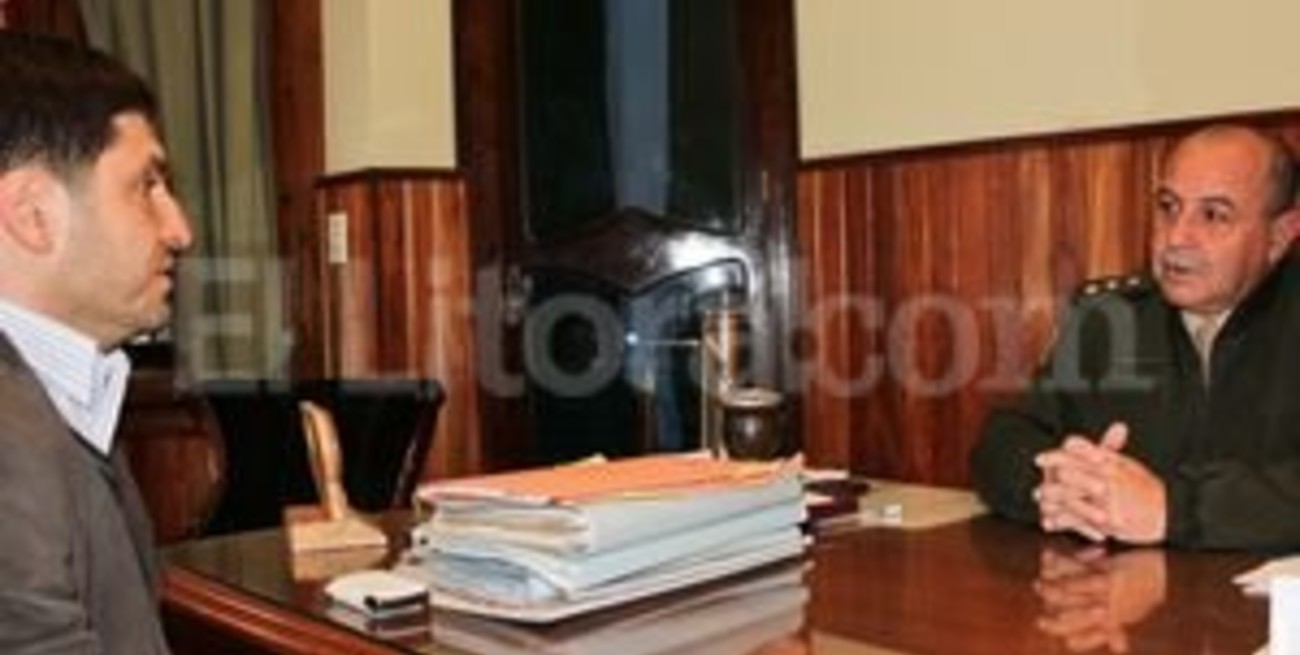 Un diputado afirma que se llevaron dos tercios de los gendarmes de Santa Fe