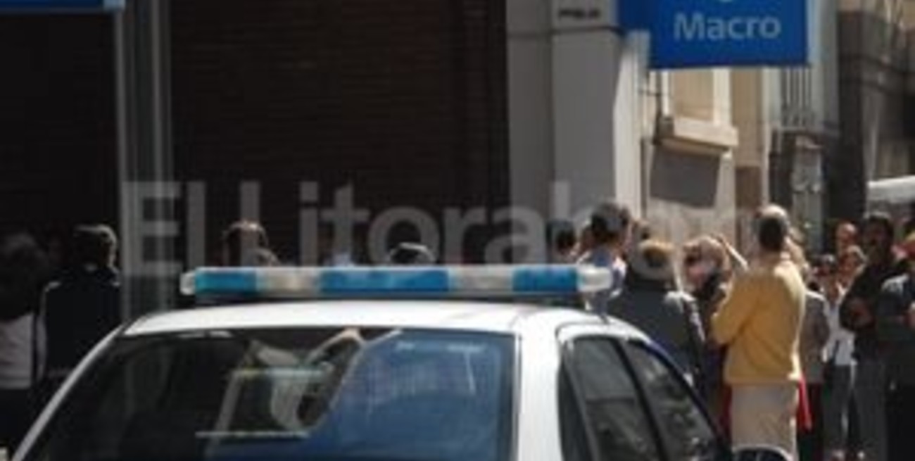 Detienen en Córdoba a la propietaria del Bora usado para robar al Macro