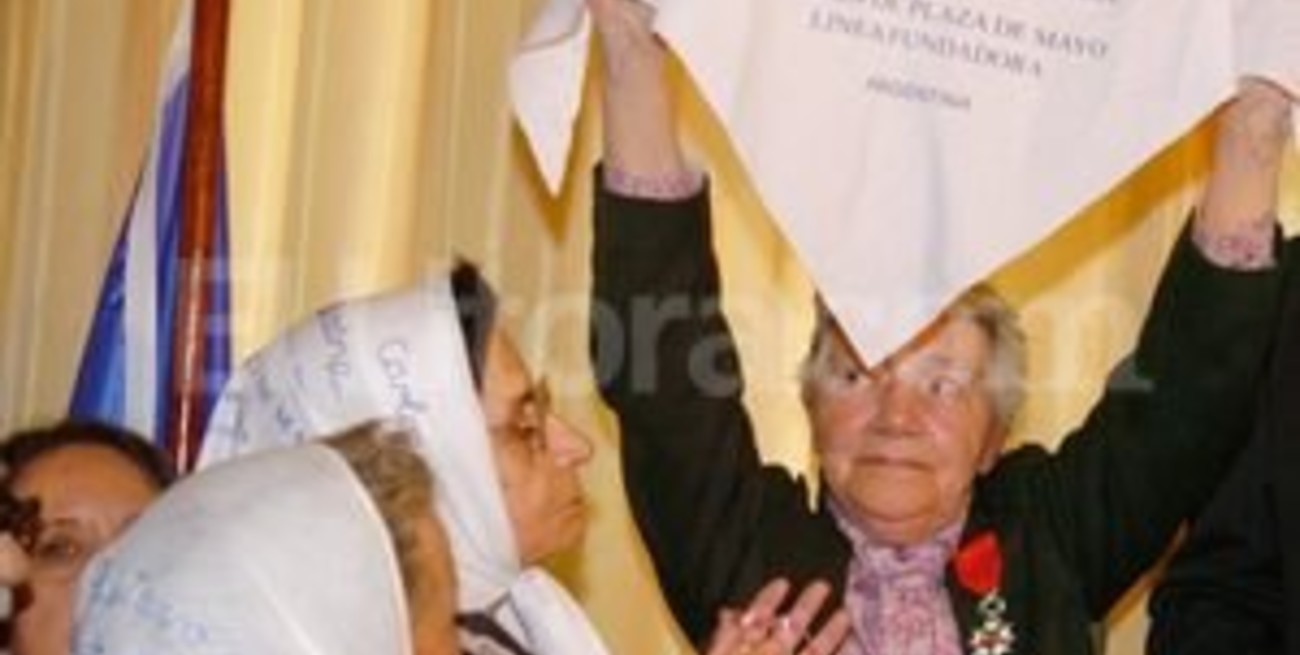 Se conmemora el 38° aniversario del golpe militar