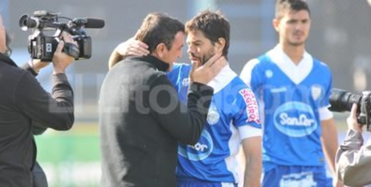 Parece un chiste: Garcé dijo 'elevé todo al Barba'