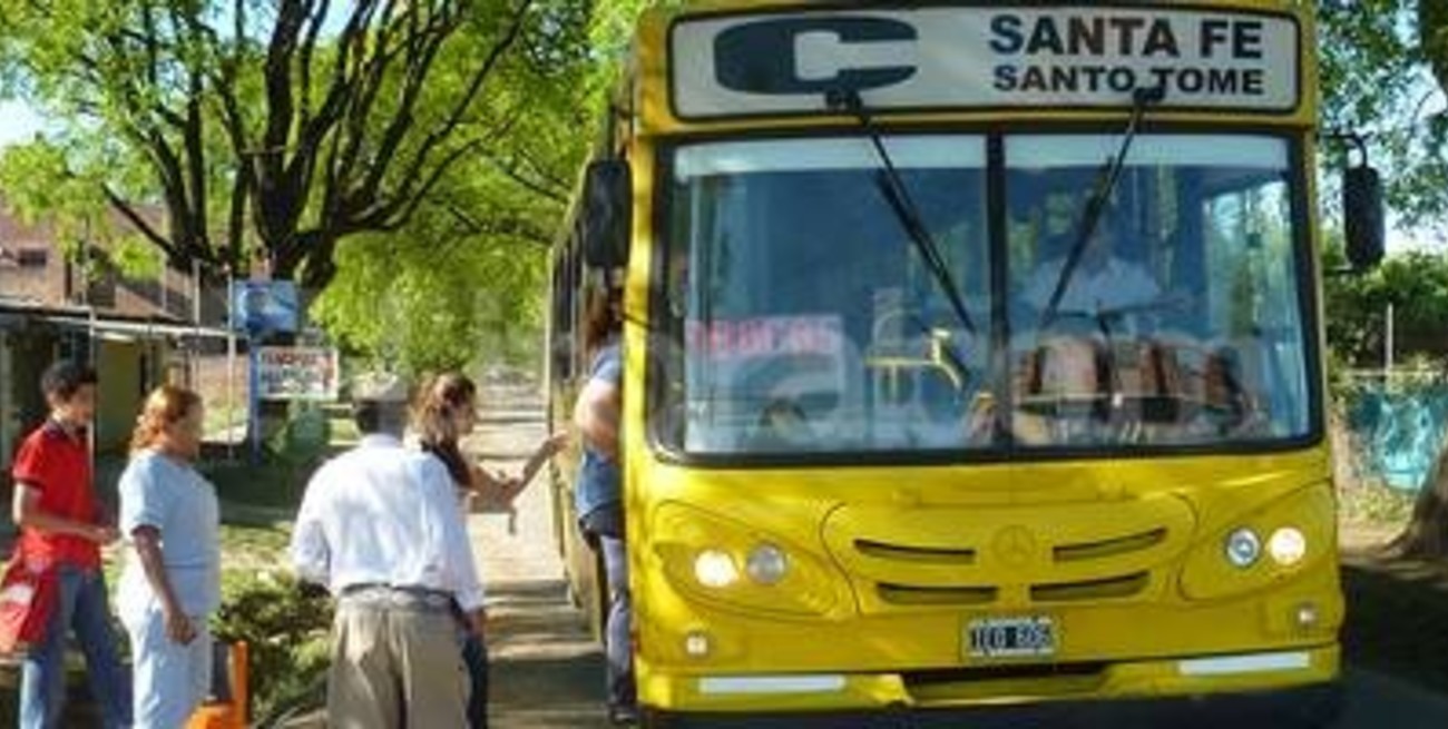Colectivos: piden reforzar el servicio en Las Cuatro Bocas