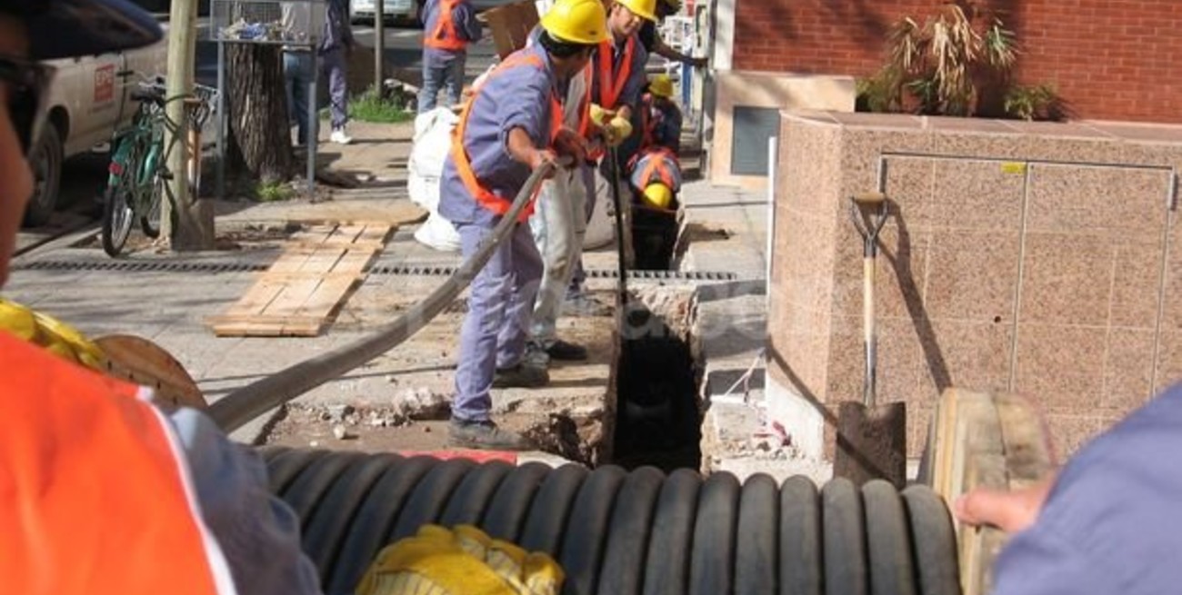 Reclaman que un ente controle a la EPE