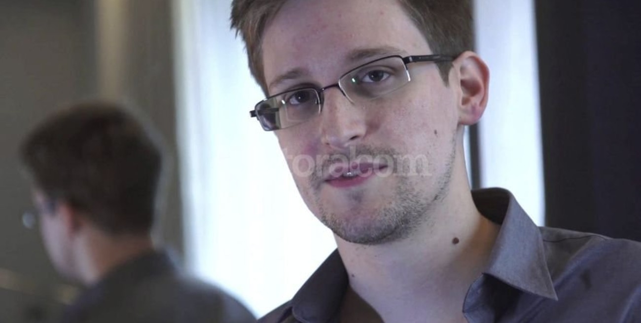 Snowden ya tiene trabajo