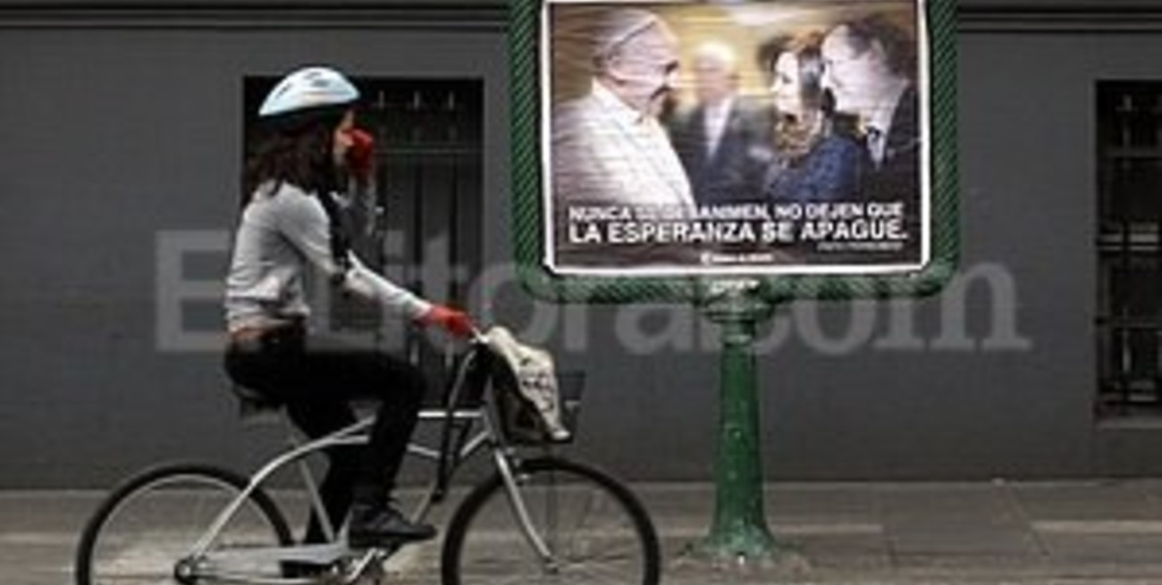 Los fetiches del afiche